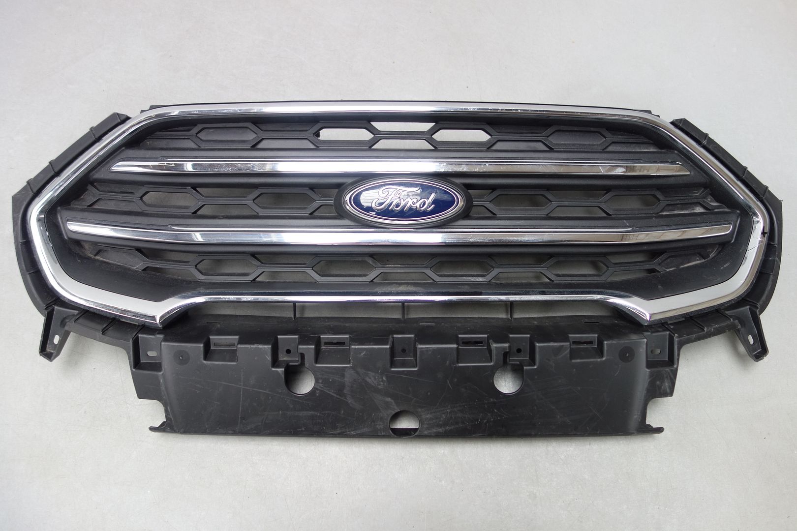 GENUINE FORD ECOSPORT 2018onwards FRONT BUMPER Upper Grill p/n GN15